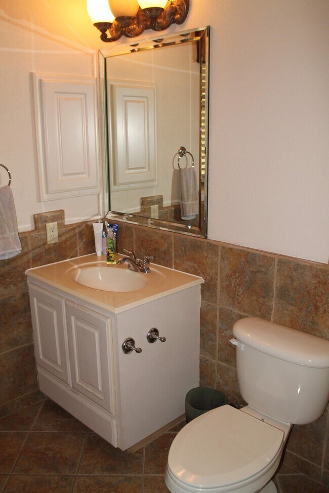 Building Photo - 2922 Ivory Creek