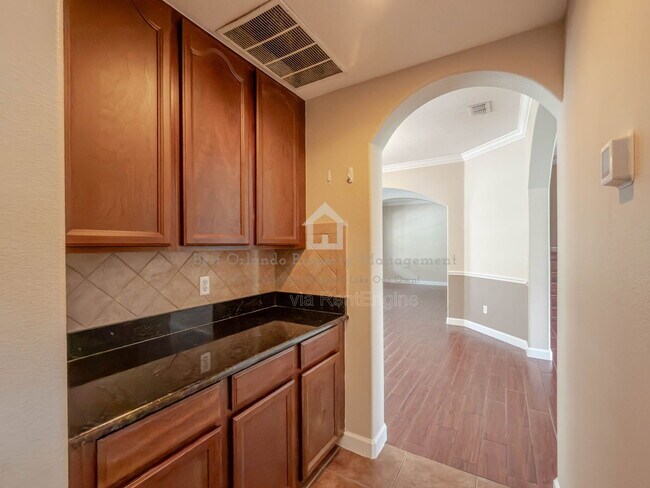 Building Photo - 5109 Legacy Oaks Dr