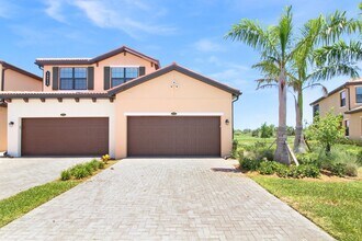 Building Photo - Sarasota National Annual Condo for Rent