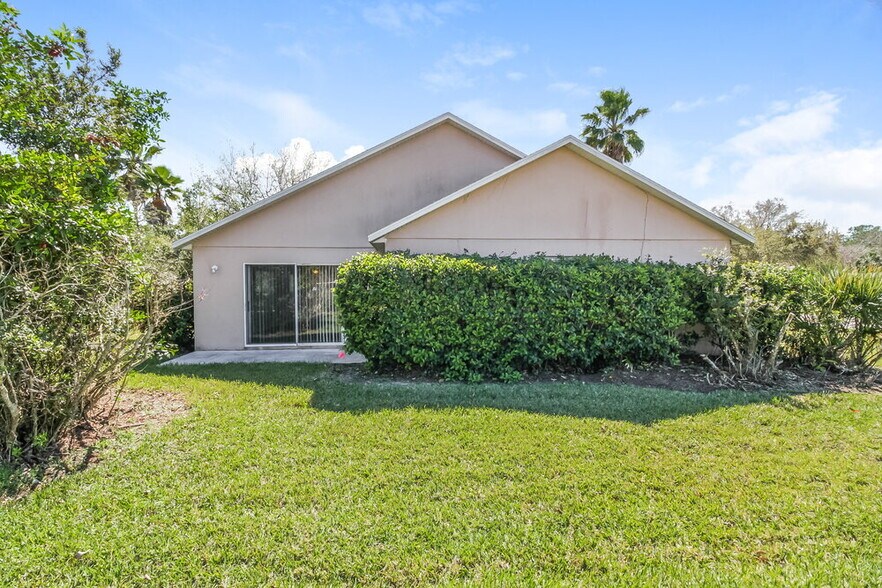 Building Photo - 13803 Riverpath Grove Dr