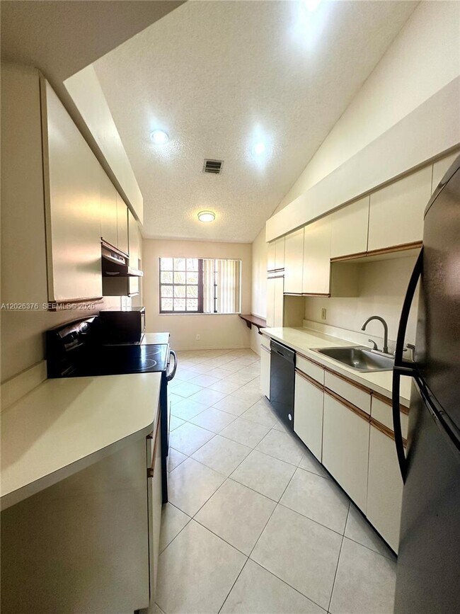 Building Photo - 3176 Arbor Ln