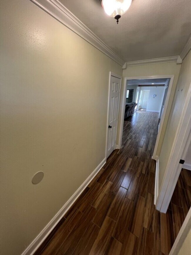 Building Photo - Spacious 5BR Home in Avalon – Dual Master Suites + Modern Updates!