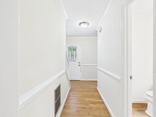 Building Photo - 9106 Barnwell Cir