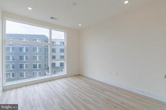 Building Photo - 1129 Germantown Ave