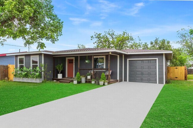 Primary Photo - 381 Perryman St