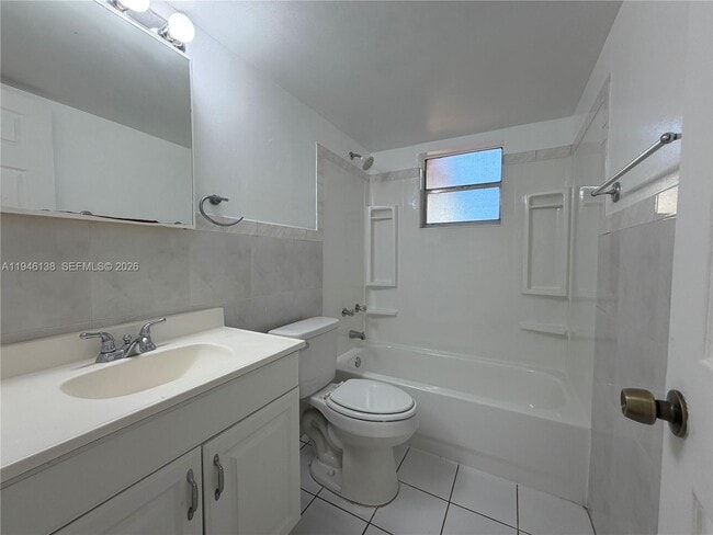 Building Photo - 7081 W Sunrise Blvd