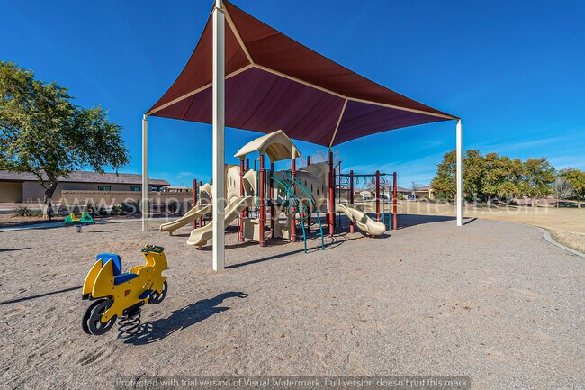 Building Photo - 4 bedroom Casa Grande home