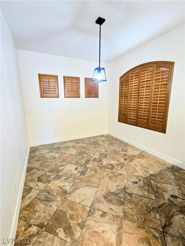 Building Photo - 2321 Blackberry Valley Way