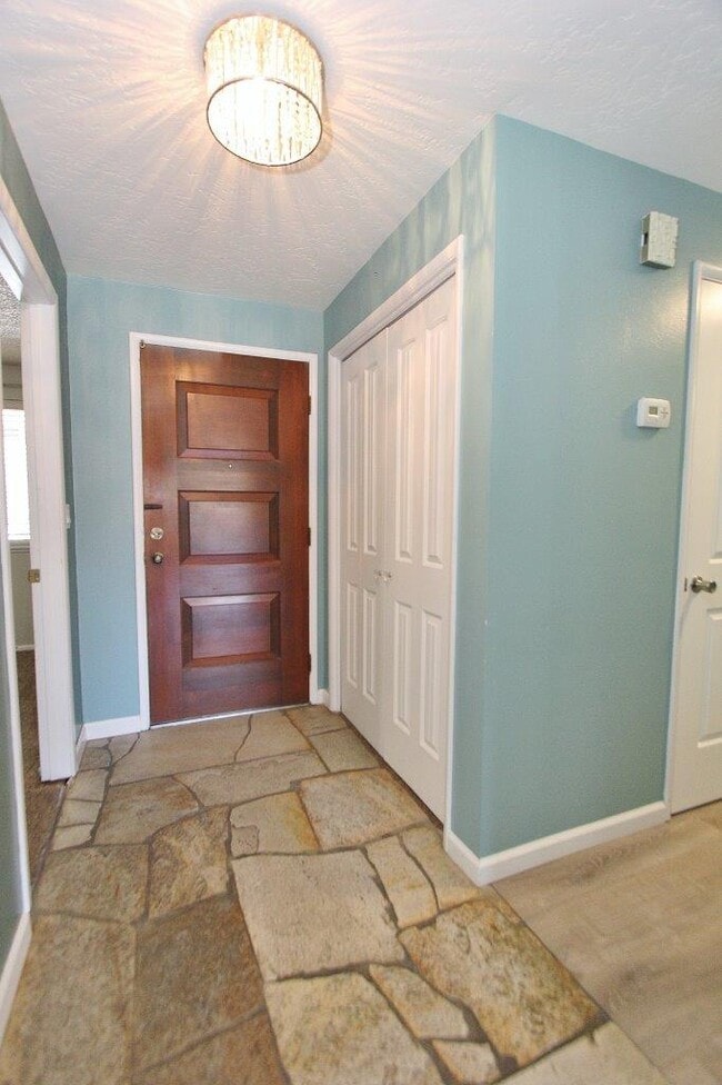 Building Photo - 3873 N Manchester St