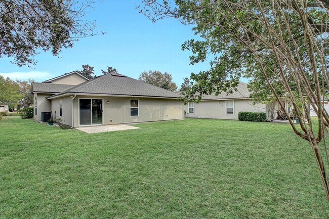 Building Photo - Renovated 5 bedroom/3 bathroom home in Wor...