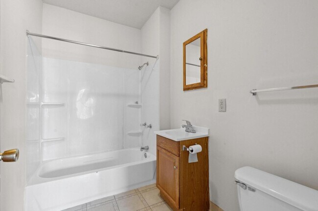 Building Photo - 2 Bedroom Townhouse Apartment- SECTION 8 F...
