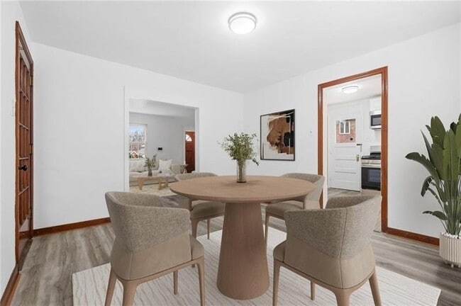 Building Photo - 3841 Lawnview Ave