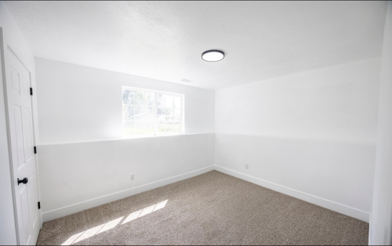 Building Photo - 465 S 100 E St