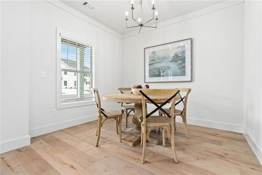 Building Photo - 1235 Tigers Tail Trl