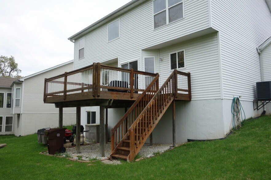 Building Photo - 114 Meadowgate Ct