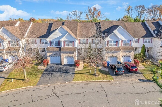 Building Photo - 356 Hawthorne Rd