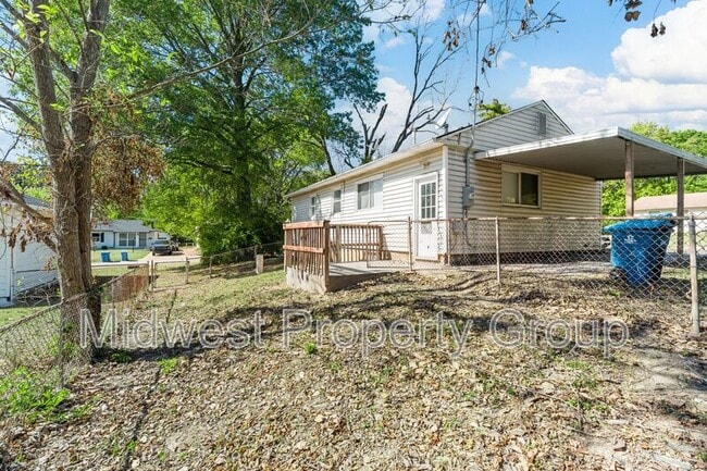 Building Photo - 1700 Newhall Ct