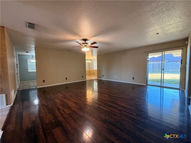 Building Photo - 1808 Sandstone Dr