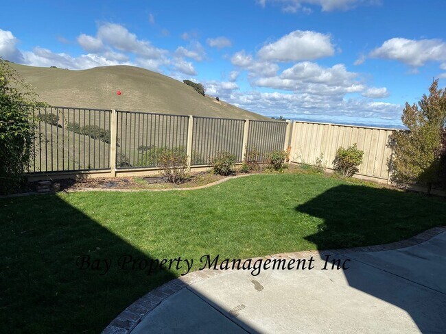 Building Photo - 26418 Honor Ln