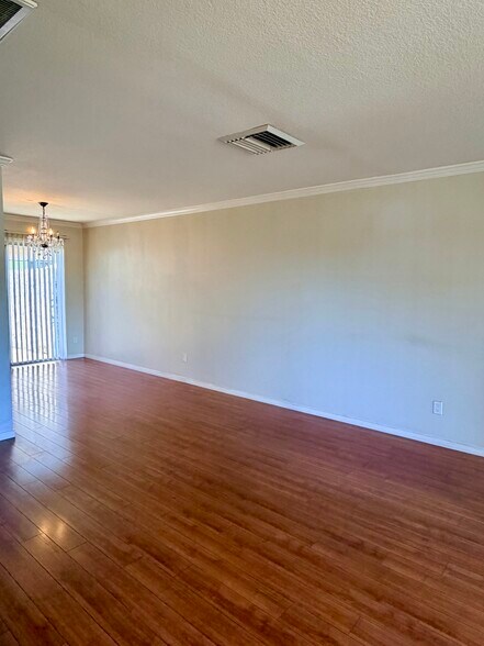 Building Photo - 17041 Roscoe Blvd
