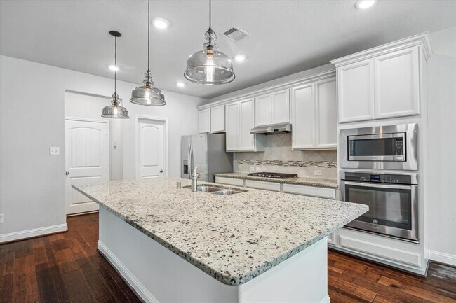 Building Photo - 12 Centennial Ridge Pl