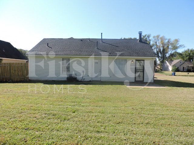 Building Photo - 4344 Cleopatra Dr
