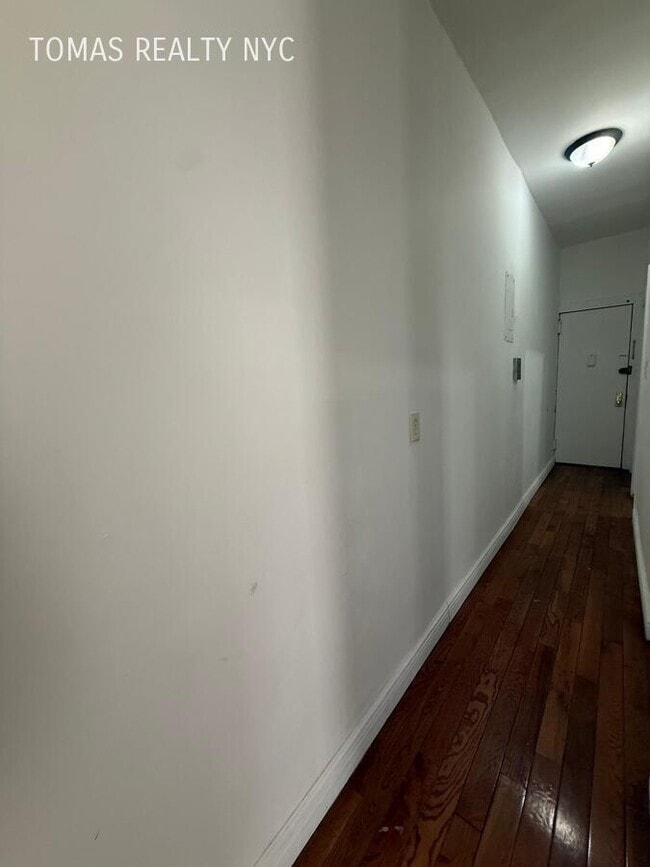 Building Photo - 1390 Boston Rd