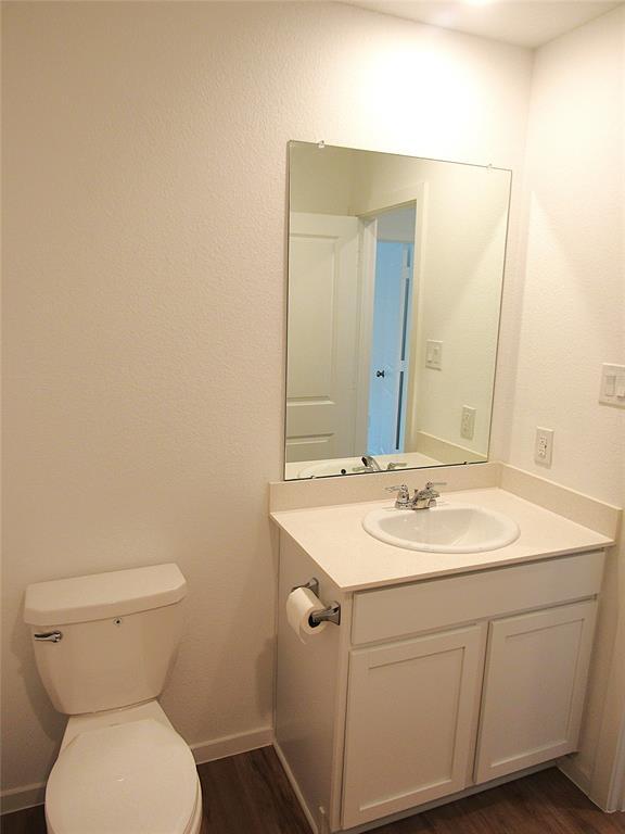 Building Photo - 5202 Sunvalley Bend Dr