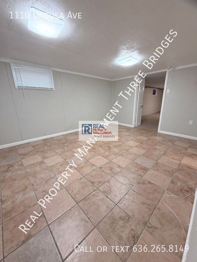 Building Photo - 1110 Ursula Ave