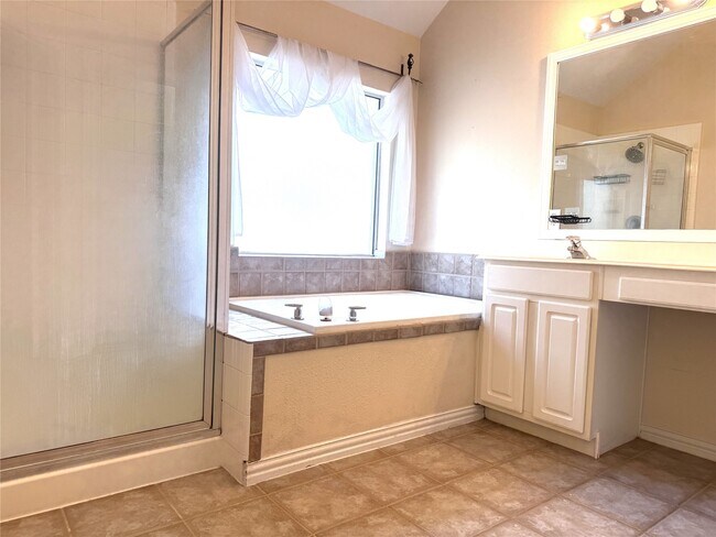 Building Photo - 7307 Hollow Field Ln