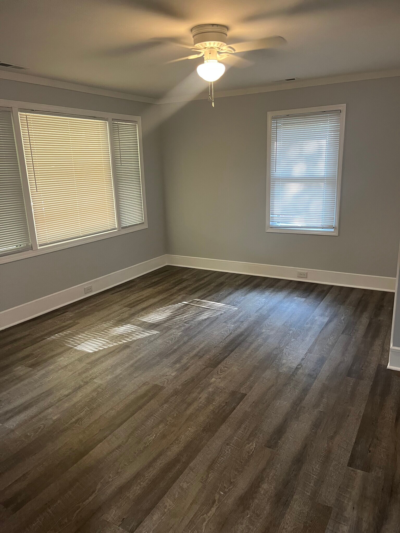 Building Photo - 220 Summey St