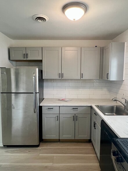 Building Photo - 1137 Kaye Ct