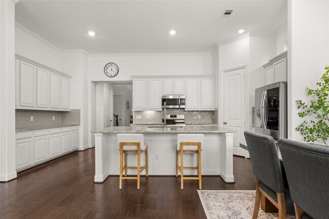 Building Photo - 28230 Emerald Bnd