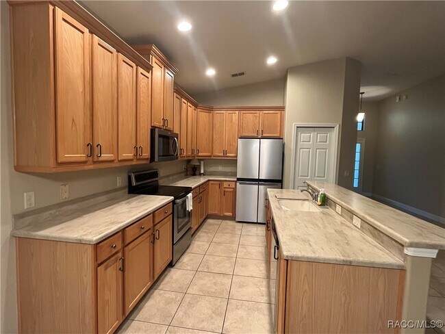 Building Photo - 1569 W Caroline Path