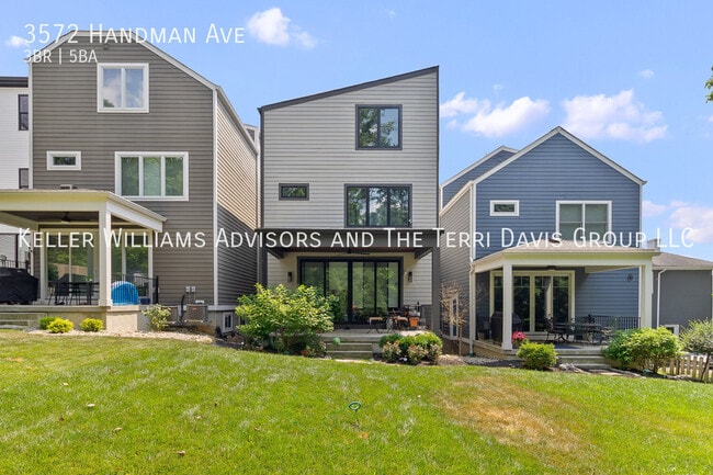 Building Photo - 3572 Handman Ave