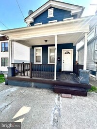 Building Photo - 614 Beech St