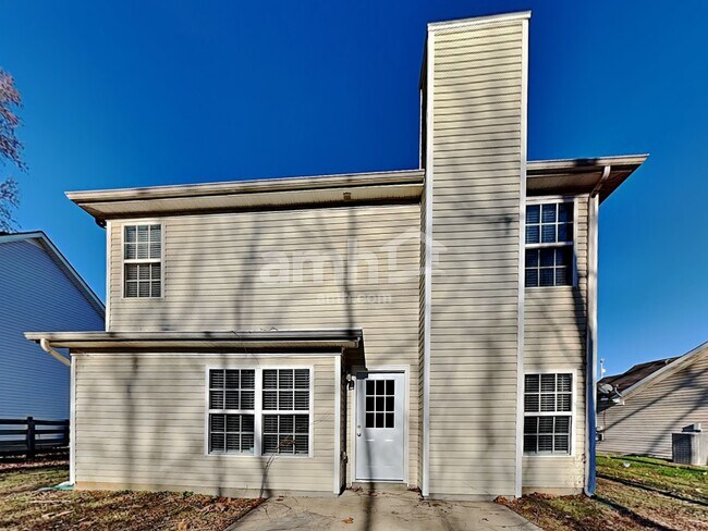 Building Photo - 1361 E Nir Shreibman