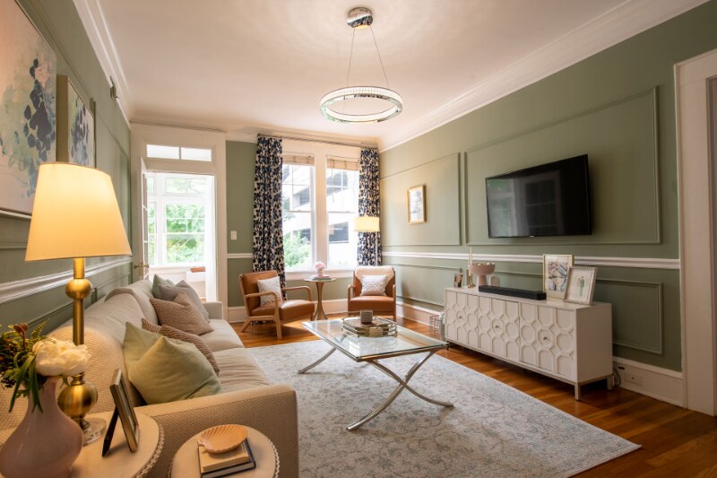 Building Photo - 155 3rd St NE