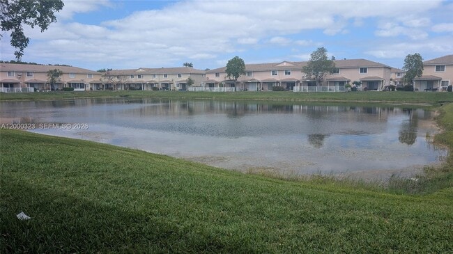 Building Photo - 5910 Royal Way