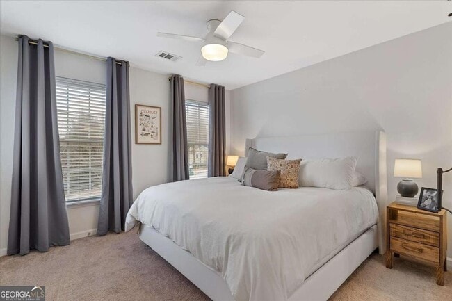 Building Photo - 1168 Stephens St