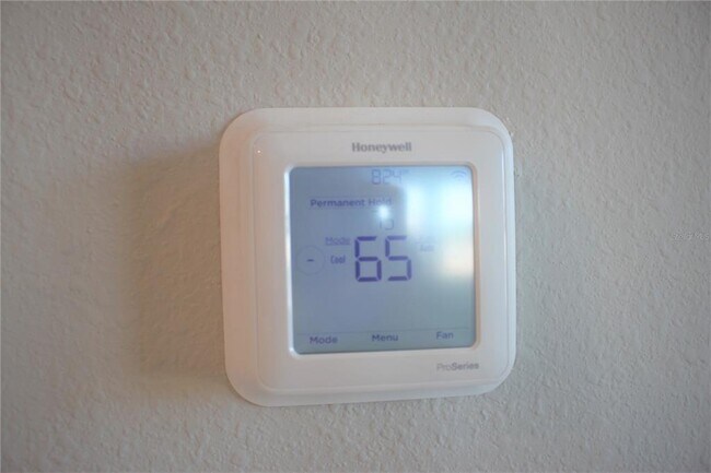 Building Photo - 9077 Shadyside Ln