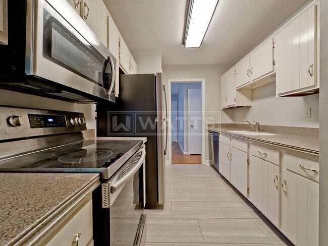 Building Photo - 3803 Crosby Dr