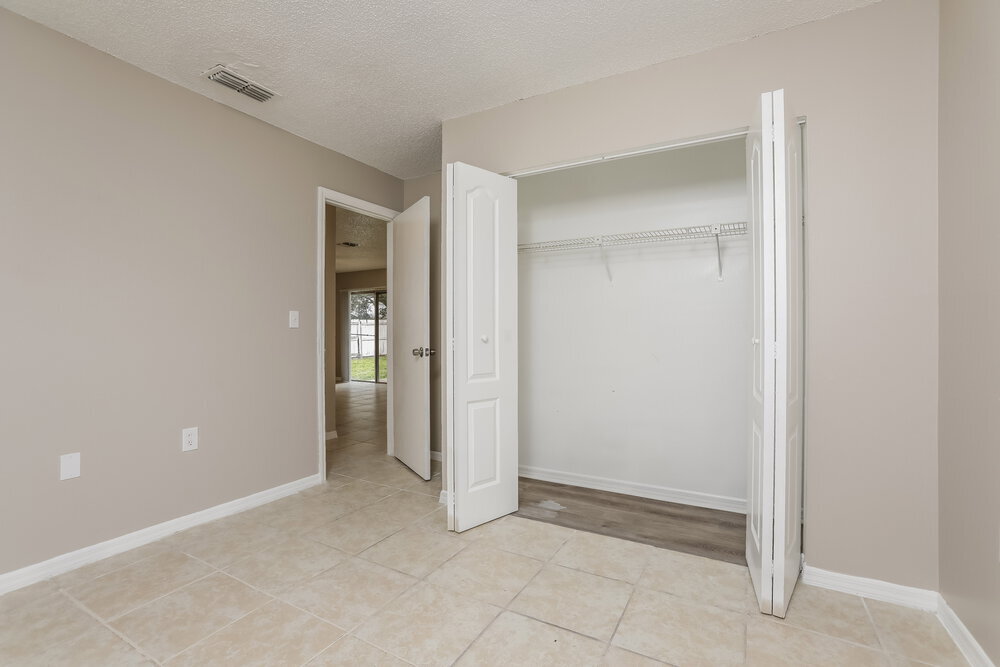 Building Photo - 703 Harland Ct