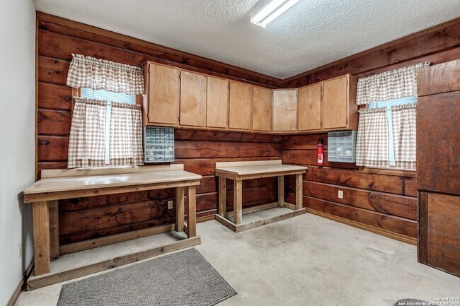 Building Photo - 3140 Green Valley Rd