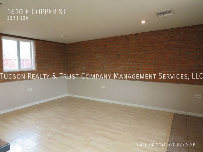 Building Photo - 1610 E Copper St