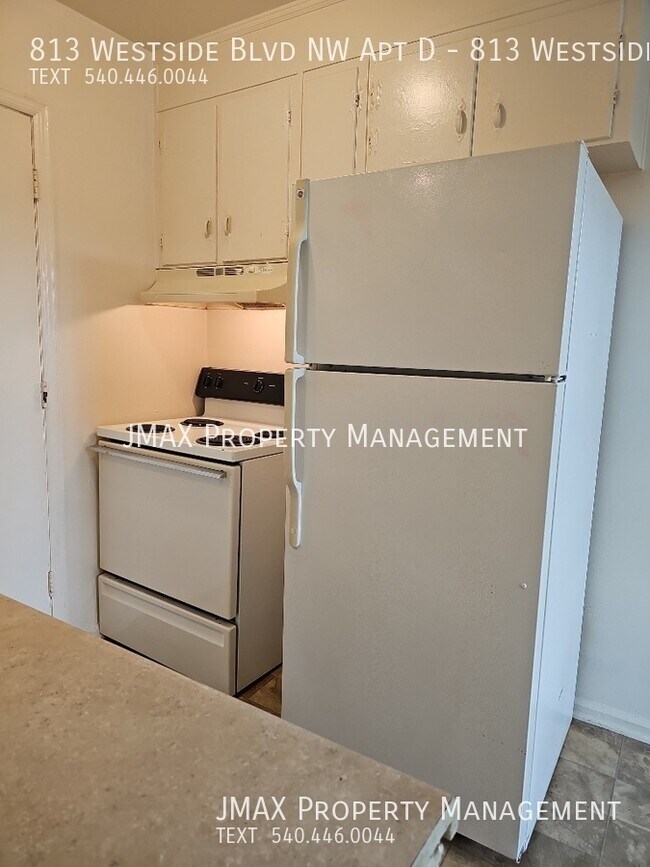 Building Photo - This property has a no security deposit op...