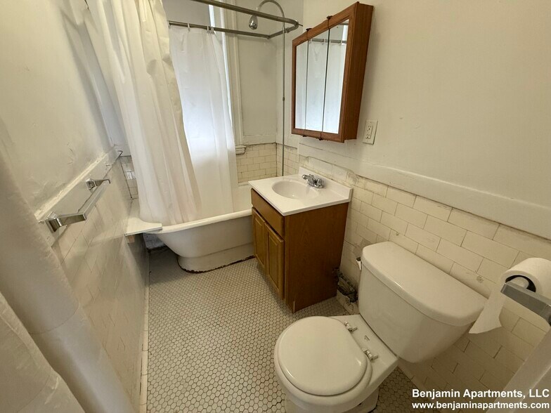 Building Photo - 1161 Boylston St