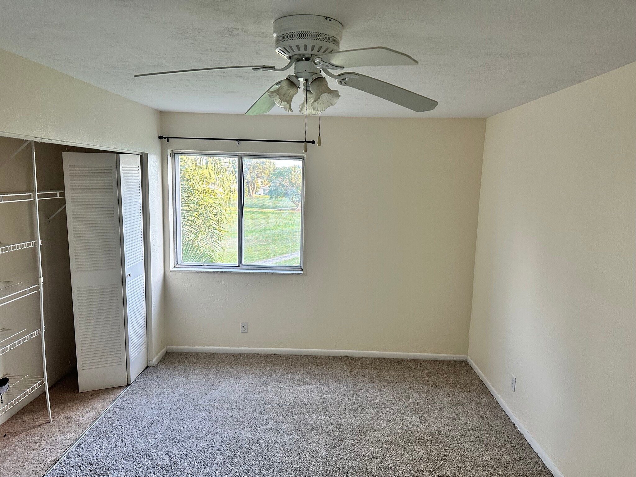 Building Photo - 3645 Boca Ciega Dr