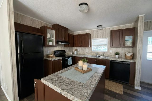 Building Photo - 1752 Hogue Ave