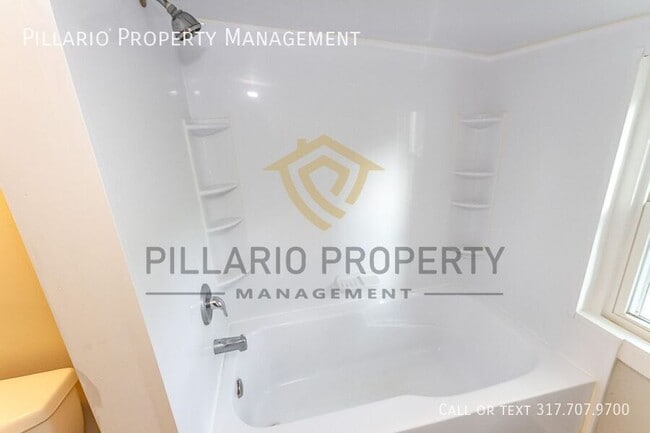 Building Photo - 52 1/2 South Greenwood St-